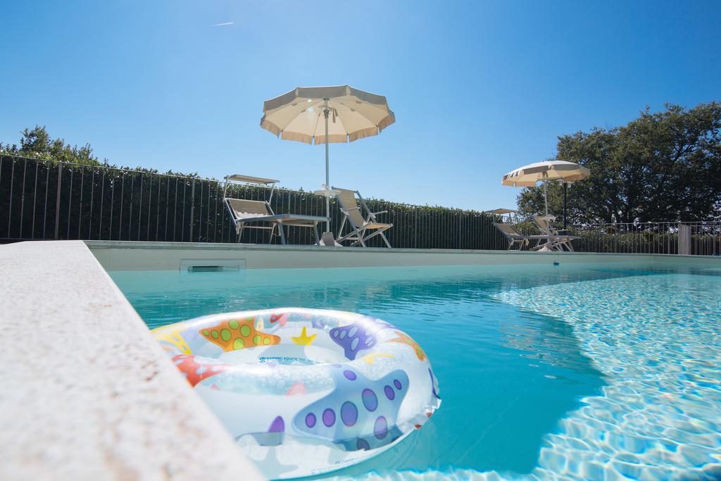 Valfabbrica Agriturismo La Coccinella מראה חיצוני תמונה