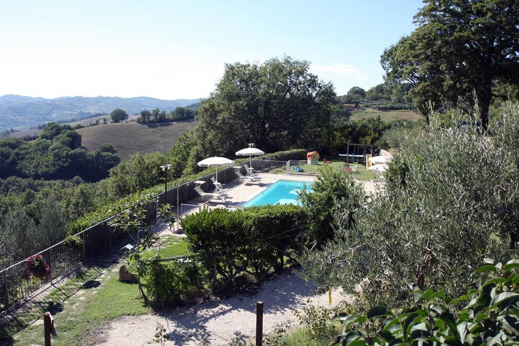Valfabbrica Agriturismo La Coccinella מראה חיצוני תמונה