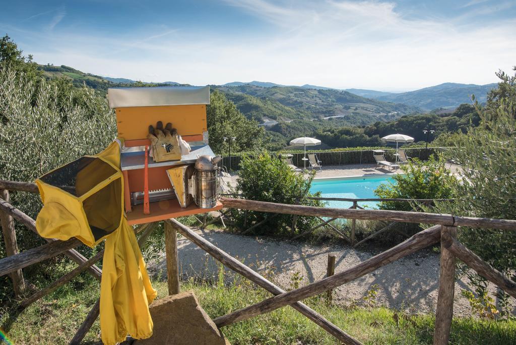 Valfabbrica Agriturismo La Coccinella מראה חיצוני תמונה